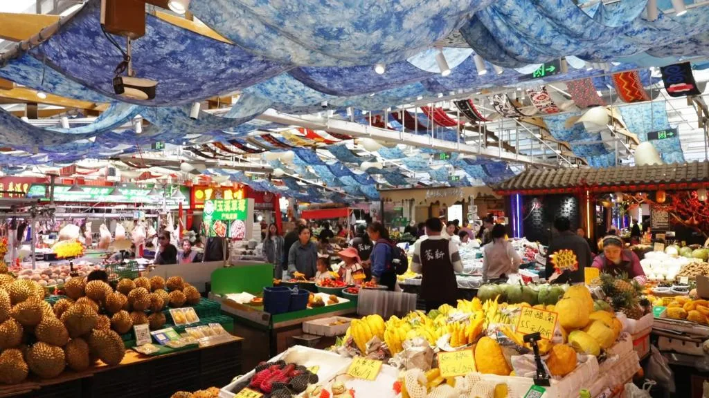 经济政策一线微观察丨再造消费新场域：如何让“家附近”的烟火气滋养日常生活？